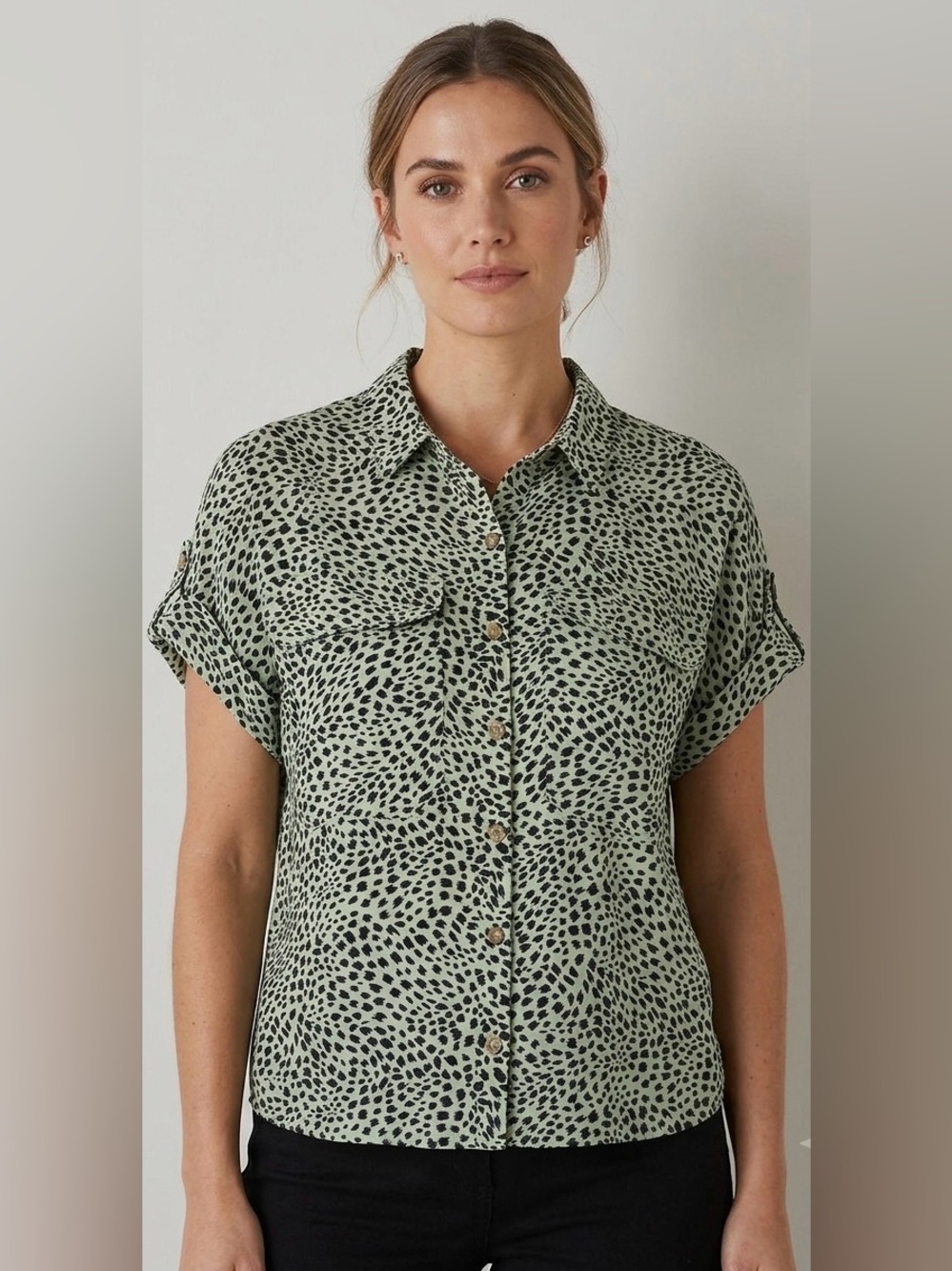 Whistles Mint Green & Black Animal Print Short Sleeve Button Down Shirt - Sz US8